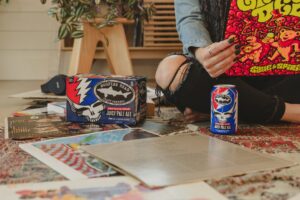 Dogfish Head s'associe au groupe The Grateful Dead pour sortir une nouvelle bière