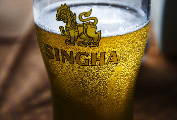 Singha éclaboussée par un scandale d'abus sexuel